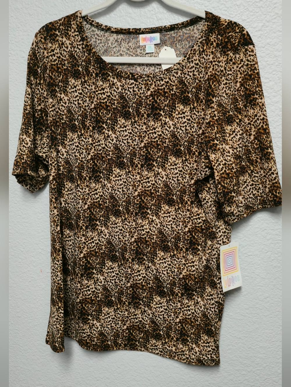 LuLaRoe Brown & Black Leopard Print Short Sleeve Top